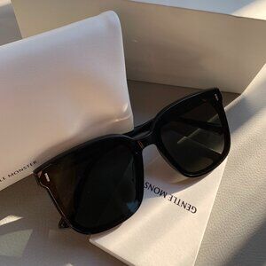 Black Square Sunglasses with Dark Lenses